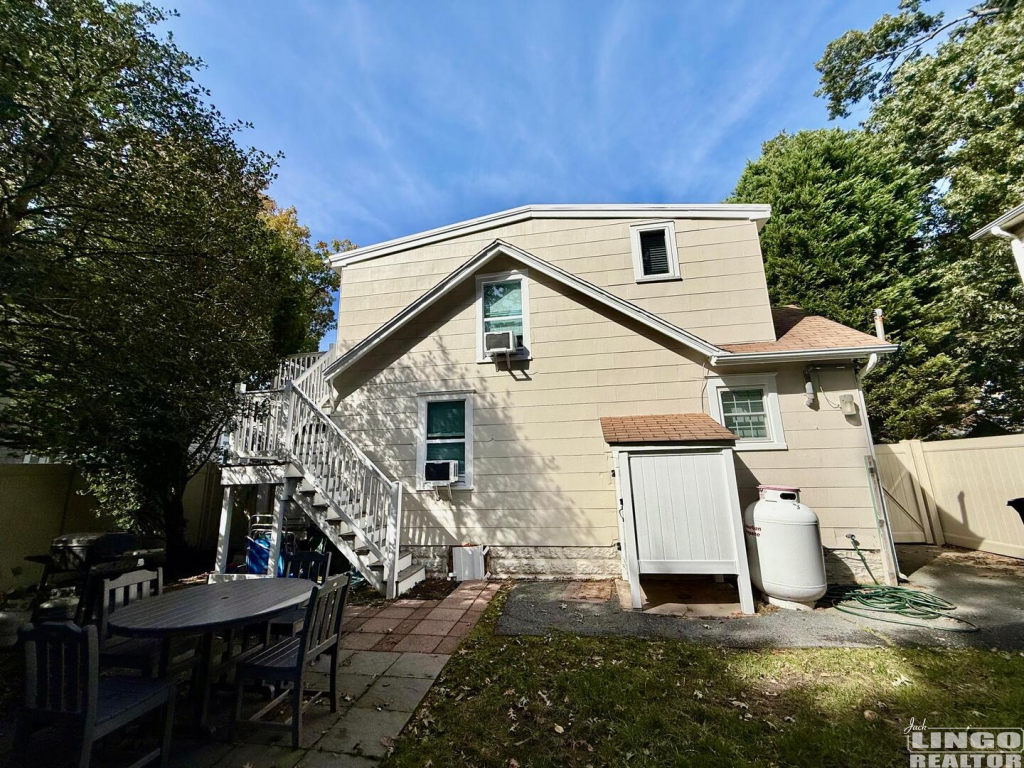 IMG_1719 8 6TH STREET  Rental Property