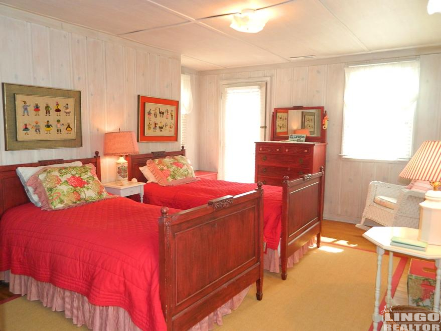 Park_6_BR4 6 PARK AVENUE  Rental Property