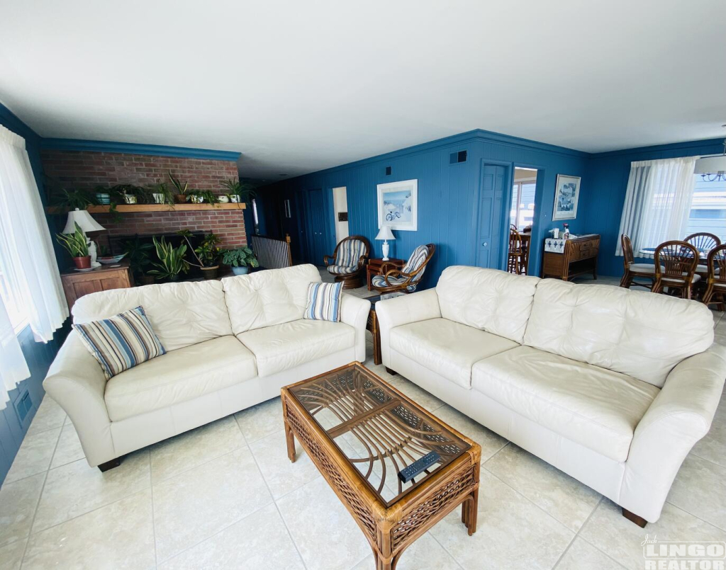 8F2D3FD0-974C-408A-B105-F28171291726 35 SURF AVENUE Rental Property 8F2D3FD0-974C-408A-B105-F28171291726 35 SURF AVENUE Rental Property