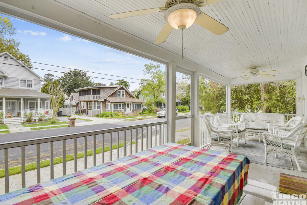 main+level-screened+porch-_dsc1338 119 NEW CASTLE STREET Rental Property main+level-screened+porch-_dsc1338 119 NEW CASTLE STREET Rental Property