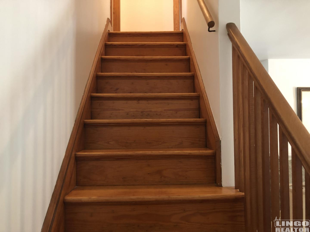 19stairs 19 STOCKLEY STREET Rental Property 19stairs 19 STOCKLEY STREET Rental Property