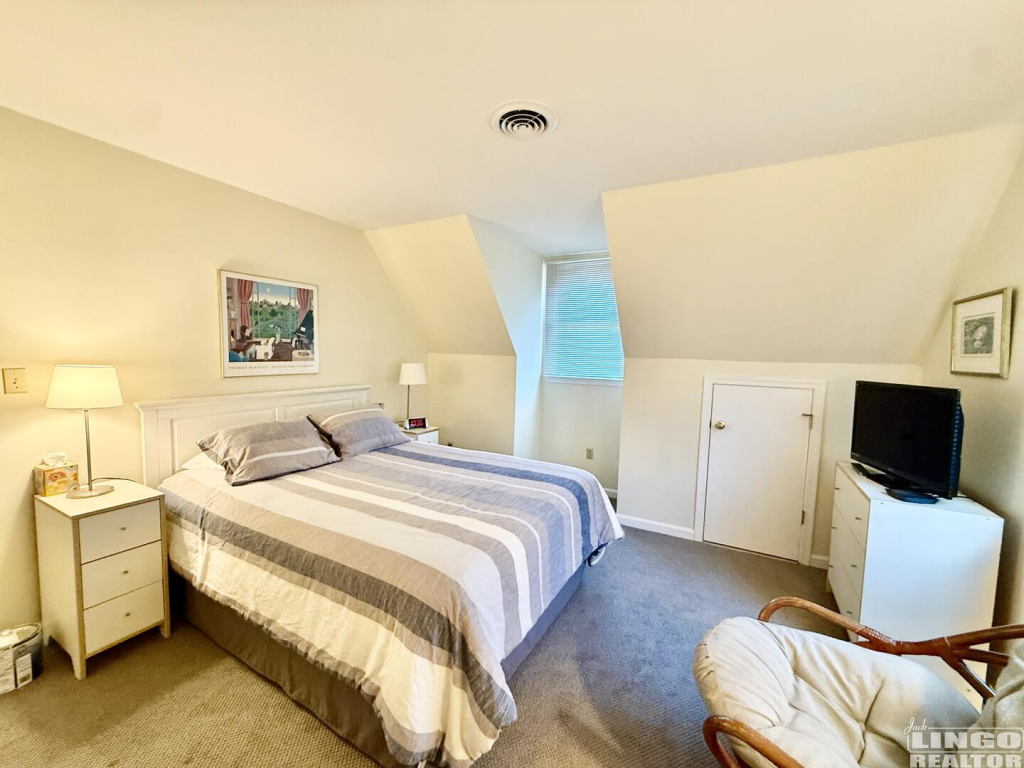 IMG_4702 408 KING CHARLES AVENUE #1 Rental Property IMG_4702 408 KING CHARLES AVENUE #1 Rental Property