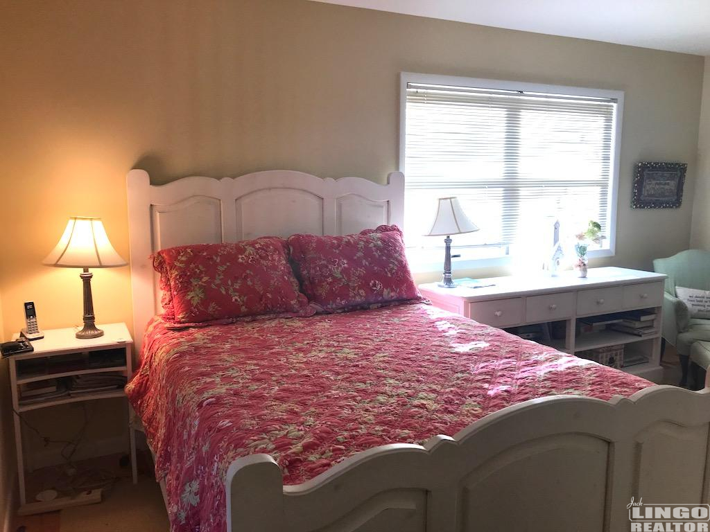 73oakmbr2ndfl 73 OAK AVENUE  Rental Property