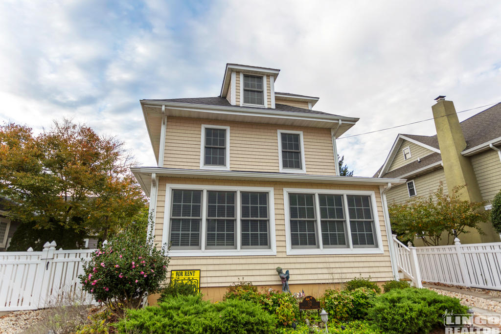 8M8A9700-HDR-32adelave-web 2018 Rental Guide - Jack Lingo REALTOR