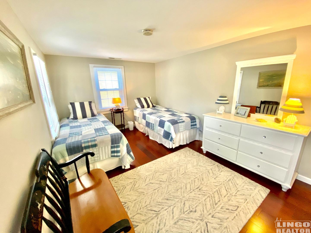 105bed5 105 PARK AVENUE Rental Property 105bed5 105 PARK AVENUE Rental Property