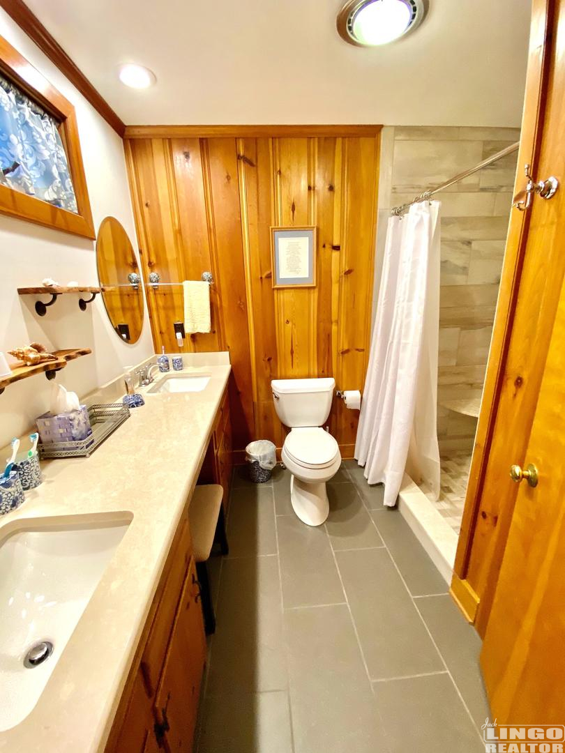 105mastbath 105 PARK AVENUE Rental Property 105mastbath 105 PARK AVENUE Rental Property
