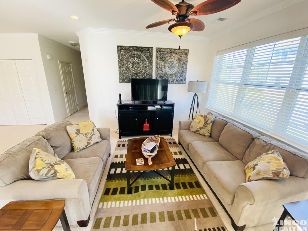 7655E000-F618-405A-8715-0D9E1E805B4B 19708 CHELMER DRIVE #12 Rental Property 7655E000-F618-405A-8715-0D9E1E805B4B 19708 CHELMER DRIVE #12 Rental Property
