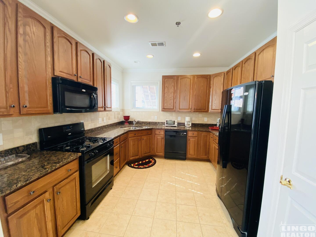 EFE9D5A7-DB2D-4BAF-BC3F-6C342575F4F8 19708 CHELMER DRIVE #12 Rental Property EFE9D5A7-DB2D-4BAF-BC3F-6C342575F4F8 19708 CHELMER DRIVE #12 Rental Property