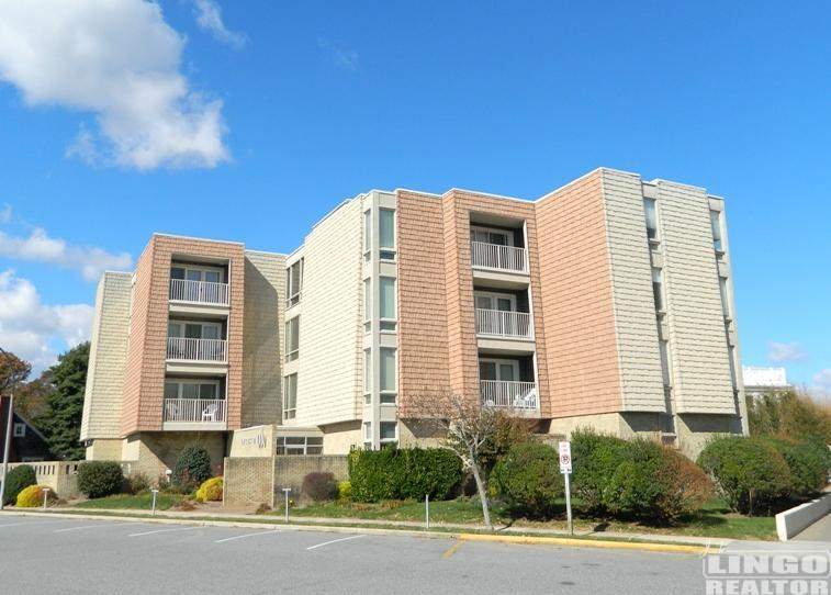 The+crest+exterior 401 THE CREST Rental Property The+crest+exterior 401 THE CREST Rental Property