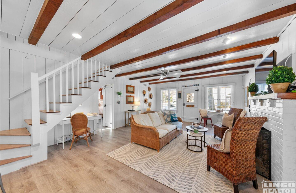7 54 KENT STREET  Rental Property