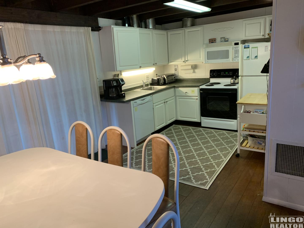 20kitchen 20 ROBINS LANE Rental Property 20kitchen 20 ROBINS LANE Rental Property