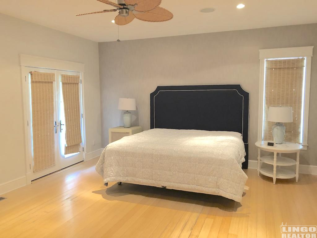 14_br 14 HOLLY ROAD  Rental Property
