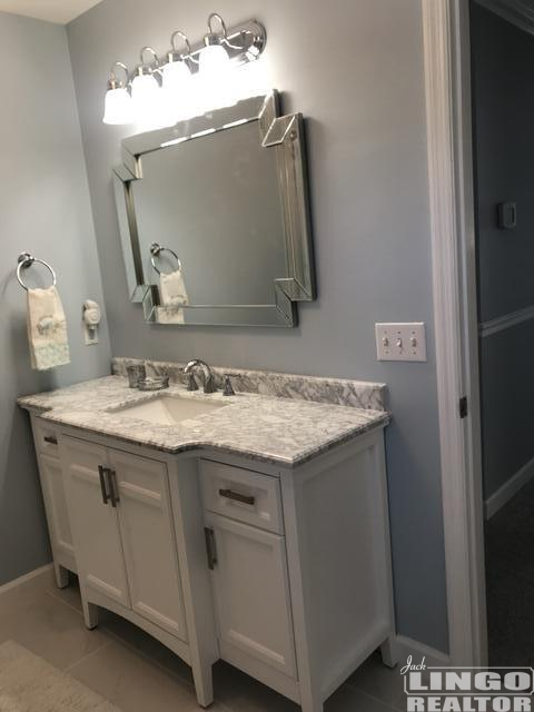 stockextbath1 503 STOCKLEY STREET EXT  Rental Property