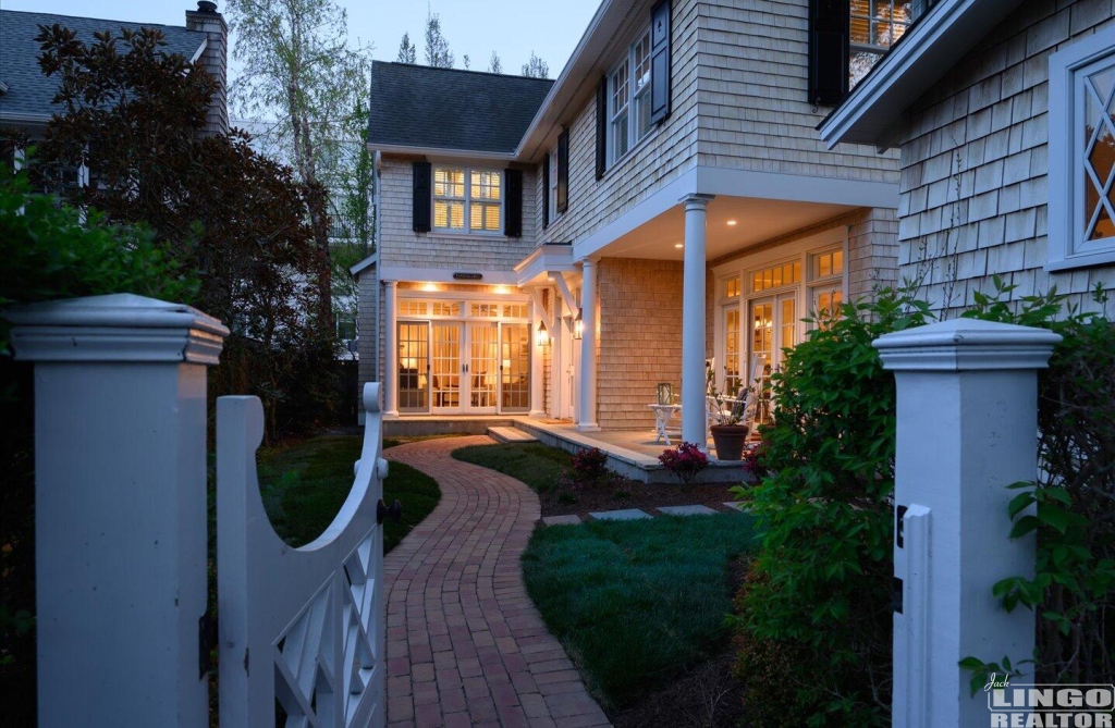 4 92 SUSSEX STREET (REAR HOUSE) Rental Property 4 92 SUSSEX STREET (REAR HOUSE) Rental Property