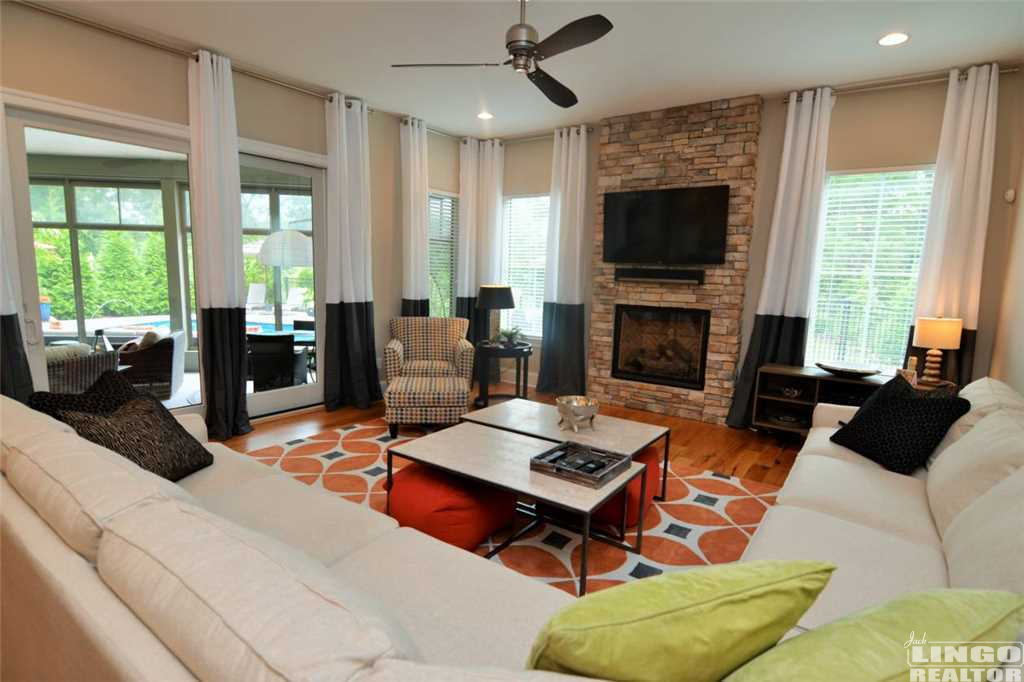 ELEALEE32_18 32 ELEANOR LEE LANE Rental Property ELEALEE32_18 32 ELEANOR LEE LANE Rental Property