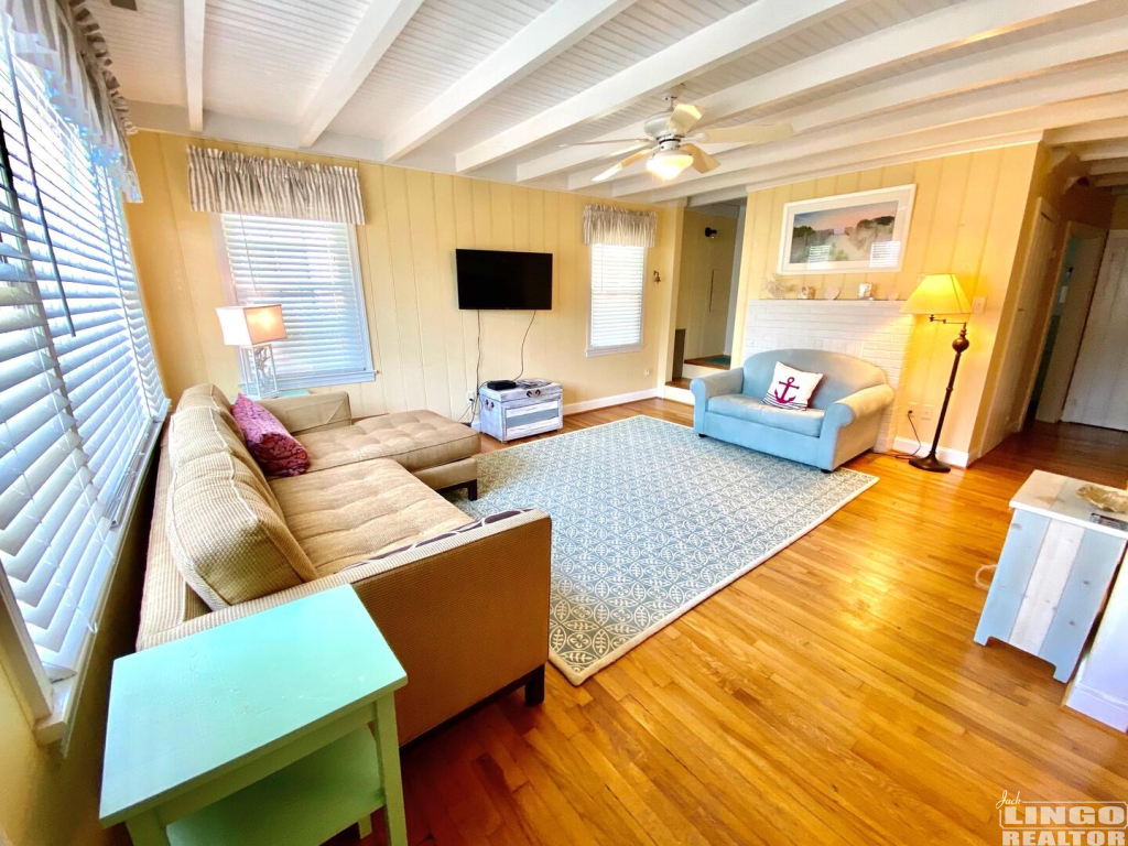 102lr 102 DOVER ROAD Rental Property 102lr 102 DOVER ROAD Rental Property
