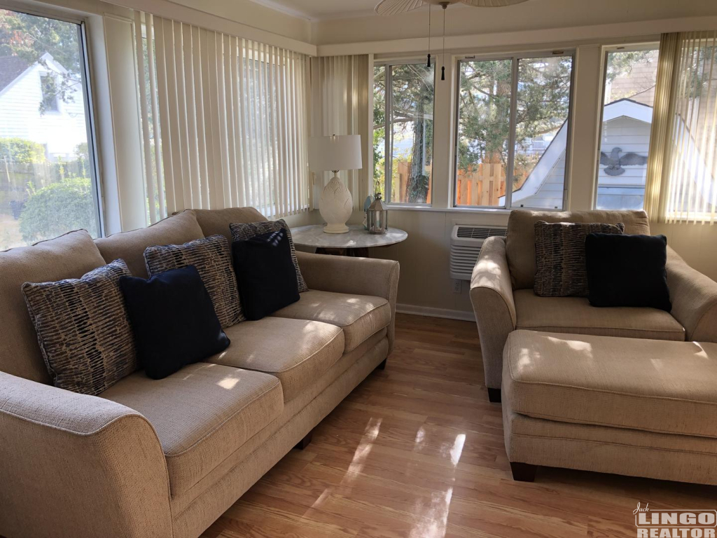 4enc 4 QUEEN STREET Rental Property 4enc 4 QUEEN STREET Rental Property