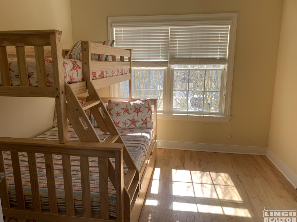 118E+Philadelphia+2nd+floor+bunk+bedroom 118E PHILADELPHIA STREET  Rental Property