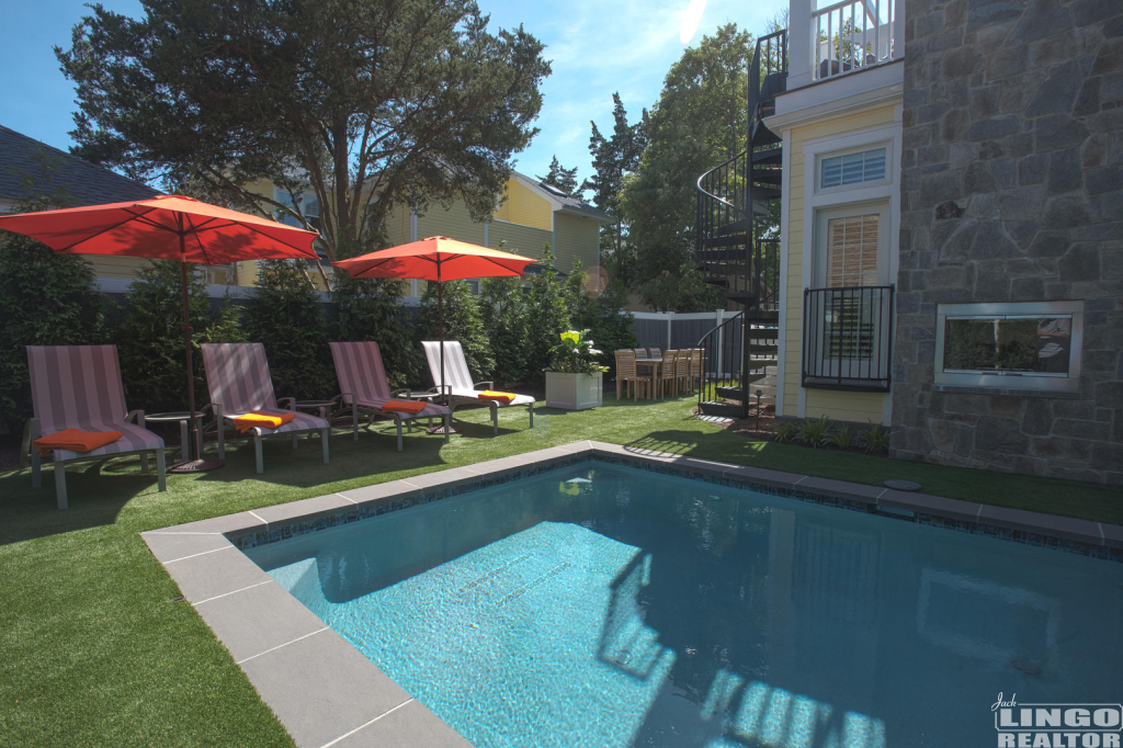 12pool4 Milton - Jack Lingo REALTOR