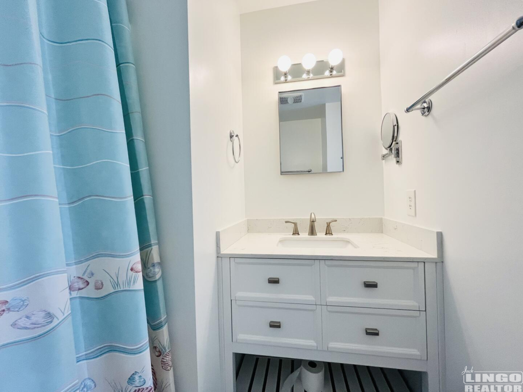 3F1B48AD-905A-44E1-BFAF-8507ABD5E9DD 220 BAYARD AVENUE Rental Property 3F1B48AD-905A-44E1-BFAF-8507ABD5E9DD 220 BAYARD AVENUE Rental Property