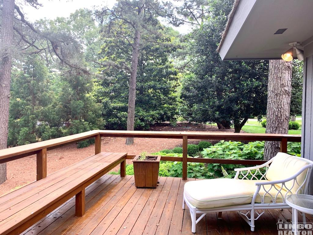 21prdeck2 21 PINE REACH  Rental Property