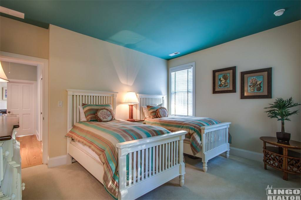 109br8 109 COLUMBIA AVENUE Rental Property 109br8 109 COLUMBIA AVENUE Rental Property