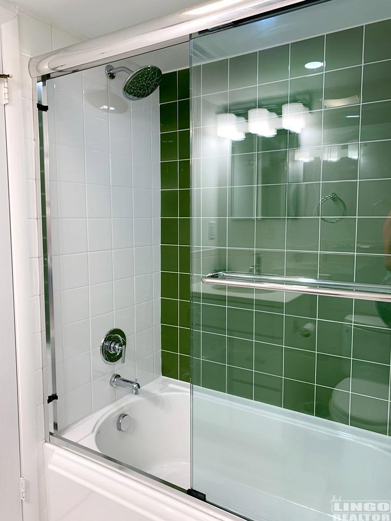 16 1ST & DELAWARE AVENUE  Rental Property