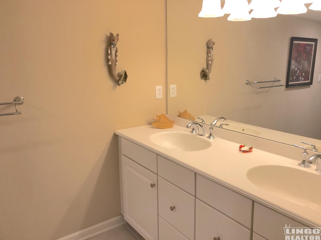 309ba 100 COLLINS AVENUE #309 Rental Property 309ba 100 COLLINS AVENUE #309 Rental Property