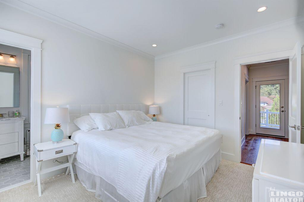 77+lake+pineapple+lamp+bedroom 77 LAKE AVENUE Rental Property 77+lake+pineapple+lamp+bedroom 77 LAKE AVENUE Rental Property