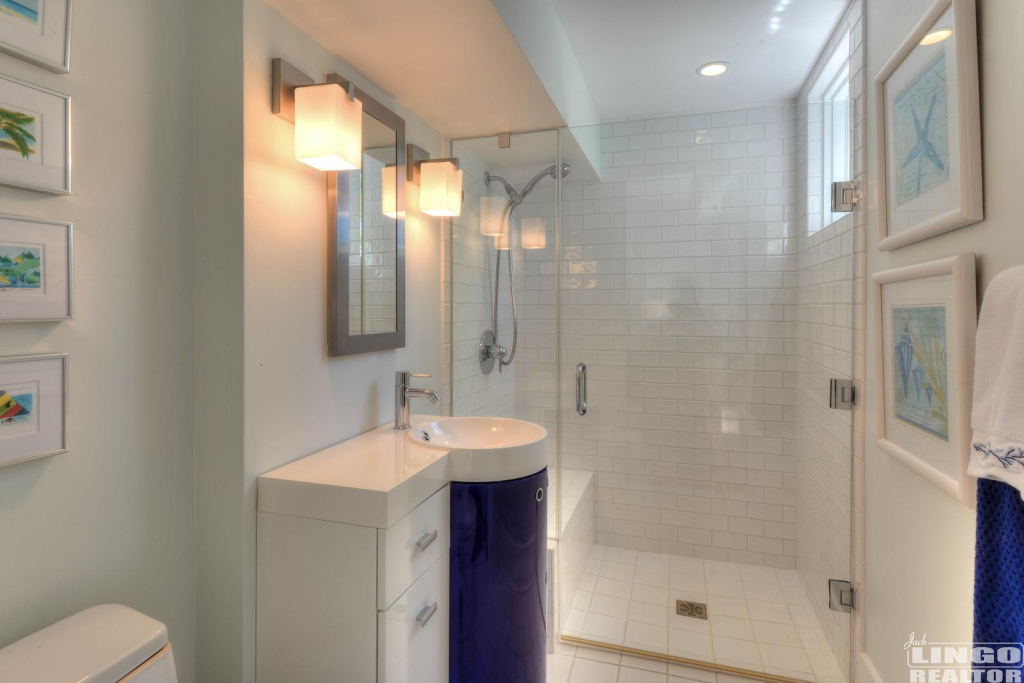 214bath2 214 HICKMAN STREET Rental Property 214bath2 214 HICKMAN STREET Rental Property