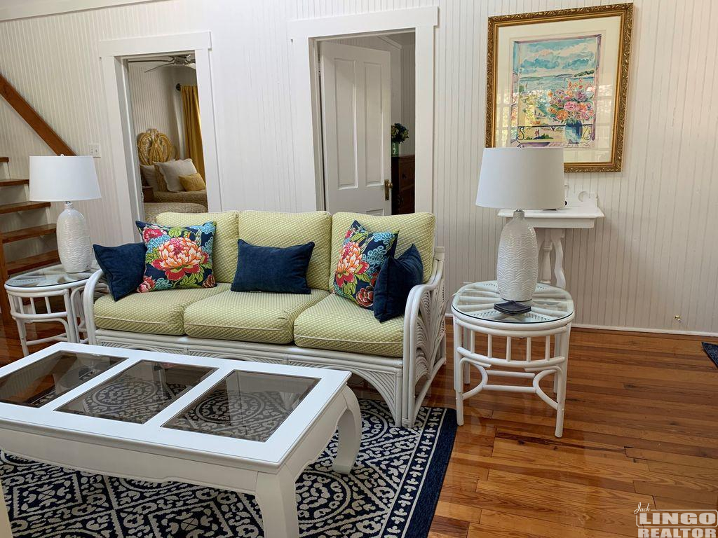 4f40a275-972c-40f5-b7c8-5b9e888e3f21.f10 20 OAK AVENUE Rental Property 4f40a275-972c-40f5-b7c8-5b9e888e3f21.f10 20 OAK AVENUE Rental Property