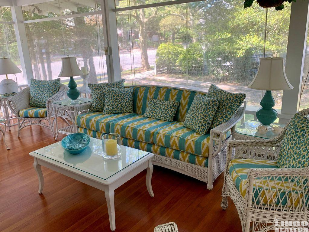 d11b9fae-a28f-4956-9d19-ab89d1ee2785.f10_5 20 OAK AVENUE Rental Property d11b9fae-a28f-4956-9d19-ab89d1ee2785.f10_5 20 OAK AVENUE Rental Property