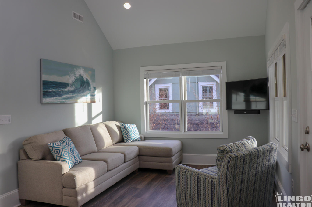 3.+27+s.+1st+st.+-+2nd+floor+living+room 27 S 1ST STREET 2ND FLOOR CONDO Rental Property 3.+27+s.+1st+st.+-+2nd+floor+living+room 27 S 1ST STREET 2ND FLOOR CONDO Rental Property