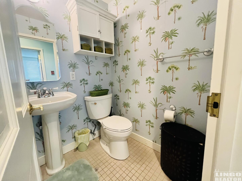 IMG_1786 709 21 OCEAN DRIVE Rental Property IMG_1786 709 21 OCEAN DRIVE Rental Property