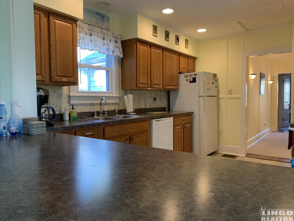 212A+Laurel+kitchen+view+2 212A LAUREL STREET Rental Property 212A+Laurel+kitchen+view+2 212A LAUREL STREET Rental Property