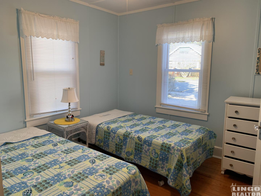 212A+Laurel+twin+bedroom 212A LAUREL STREET Rental Property 212A+Laurel+twin+bedroom 212A LAUREL STREET Rental Property