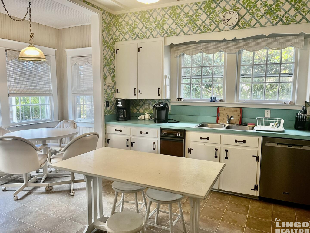 25+virginia+kitchen+2 25 VIRGINIA AVENUE Rental Property 25+virginia+kitchen+2 25 VIRGINIA AVENUE Rental Property