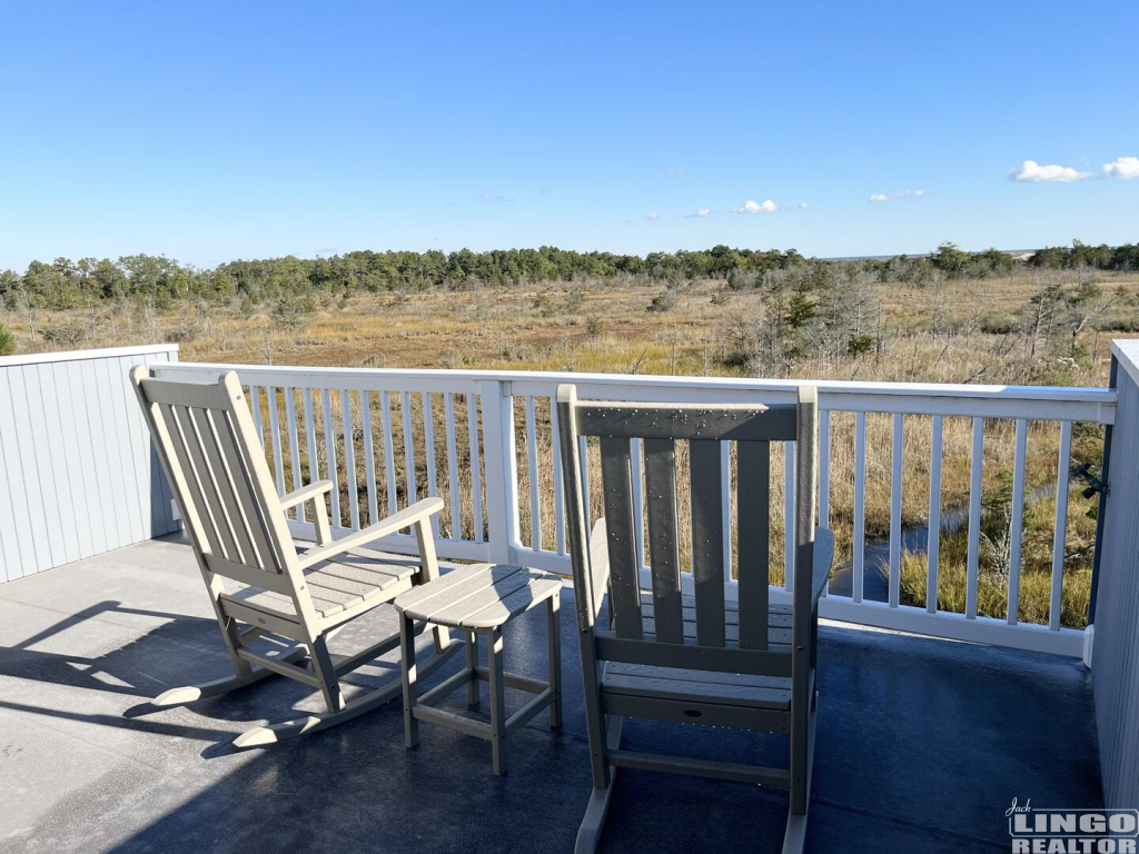 36+Farview+deck+from+3rd+floor+ensuite 36 FARVIEW ROAD Rental Property 36+Farview+deck+from+3rd+floor+ensuite 36 FARVIEW ROAD Rental Property