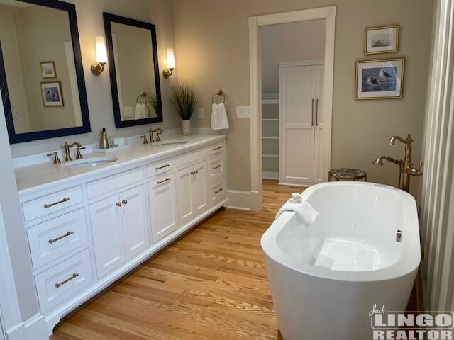 MBR+Bathroom+2 33 HALL AVENUE Rental Property MBR+Bathroom+2 33 HALL AVENUE Rental Property