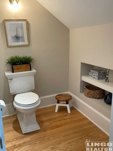 MBR+Toilet 33 HALL AVENUE Rental Property MBR+Toilet 33 HALL AVENUE Rental Property
