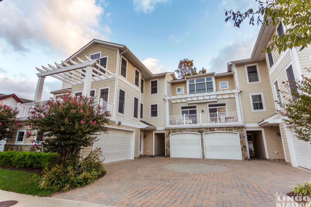 8M8A5808-HDR-18bchrisst-web 2018 Rental Guide - Jack Lingo REALTOR