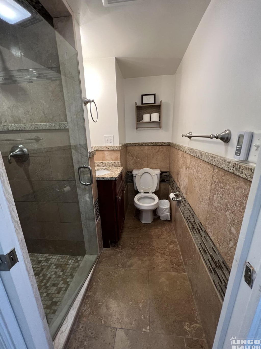 707+bayard+2nd+floor+bath 707 BAYARD AVENUE Rental Property 707+bayard+2nd+floor+bath 707 BAYARD AVENUE Rental Property