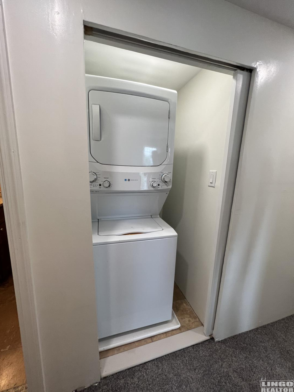 707+bayard+laundry 707 BAYARD AVENUE Rental Property 707+bayard+laundry 707 BAYARD AVENUE Rental Property