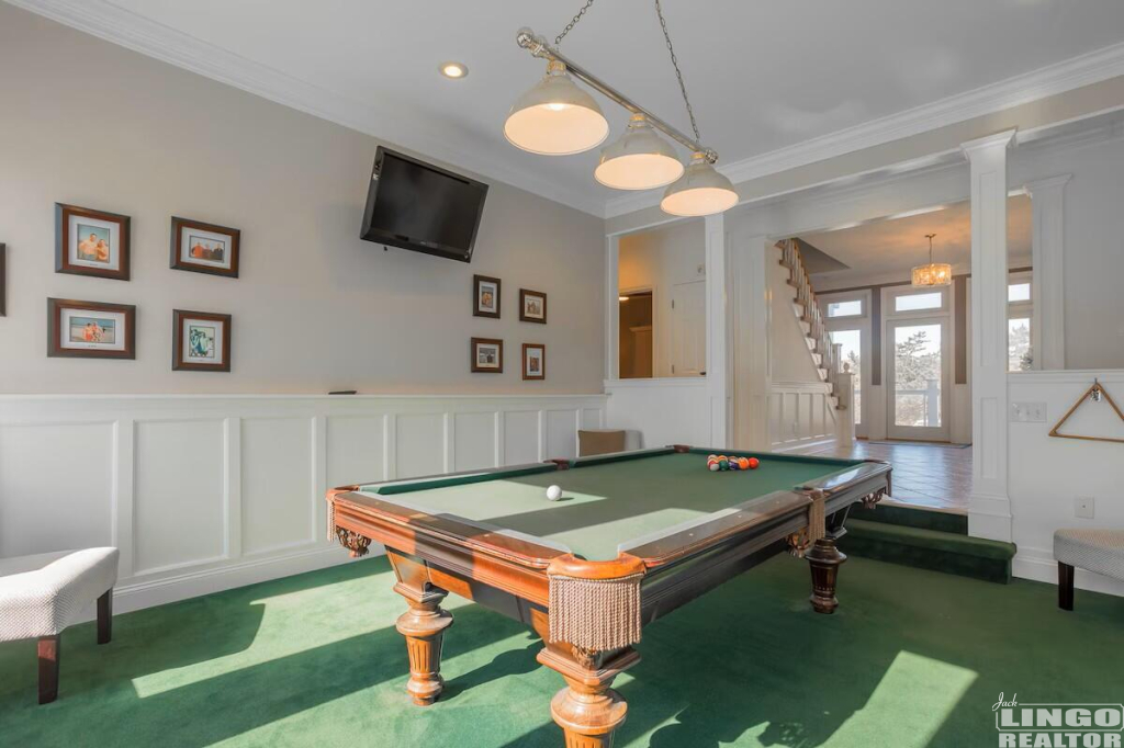 19 16 COLLINS AVENUE Rental Property
