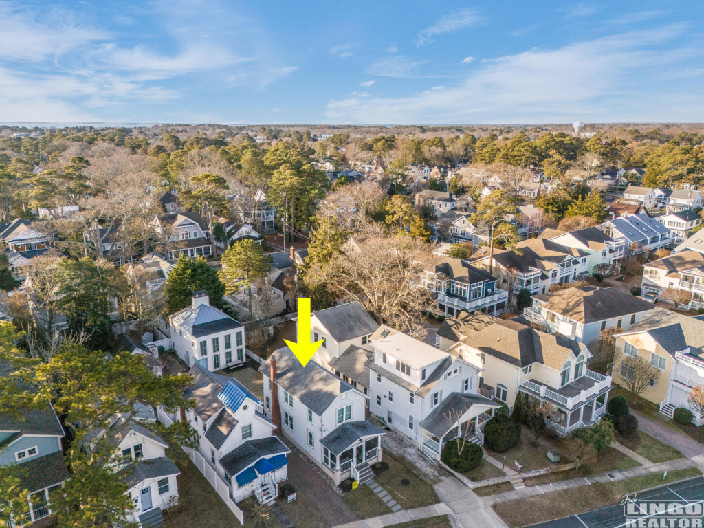 dji_20250202082854_0005_d_with_arrow_962 108 PHILADELPHIA STREET Rental Property dji_20250202082854_0005_d_with_arrow_962 108 PHILADELPHIA STREET Rental Property