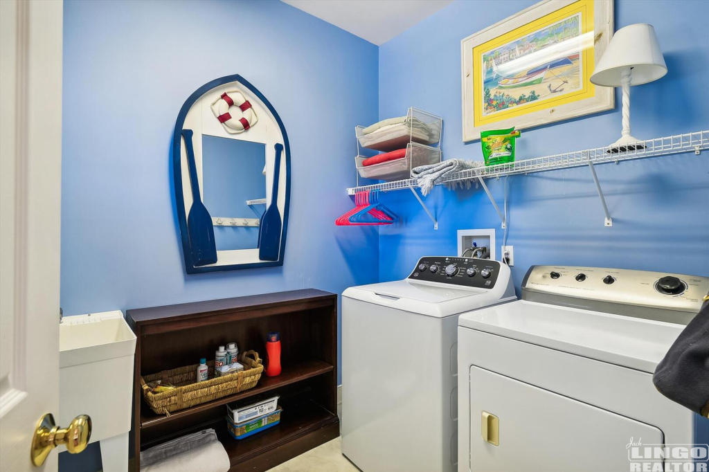 main+level-washer+dryer-_dsc9757 624 TINGLE AVENUE Rental Property main+level-washer+dryer-_dsc9757 624 TINGLE AVENUE Rental Property