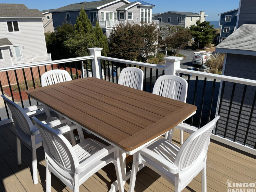 IMG_2687 8 SEA SIDE DRIVE  Rental Property