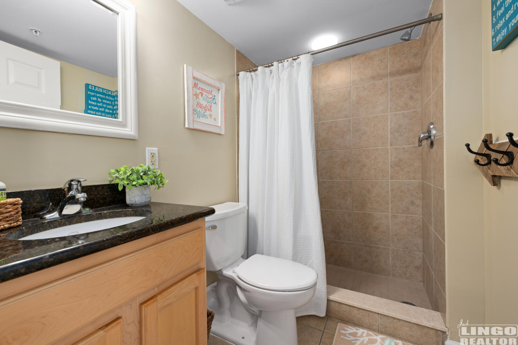 15-13 3A DELANO Rental Property 15-13 3A DELANO Rental Property