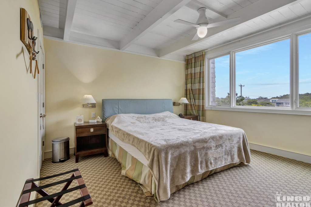 039_img_4946_317 26 OCEAN DRIVE Rental Property