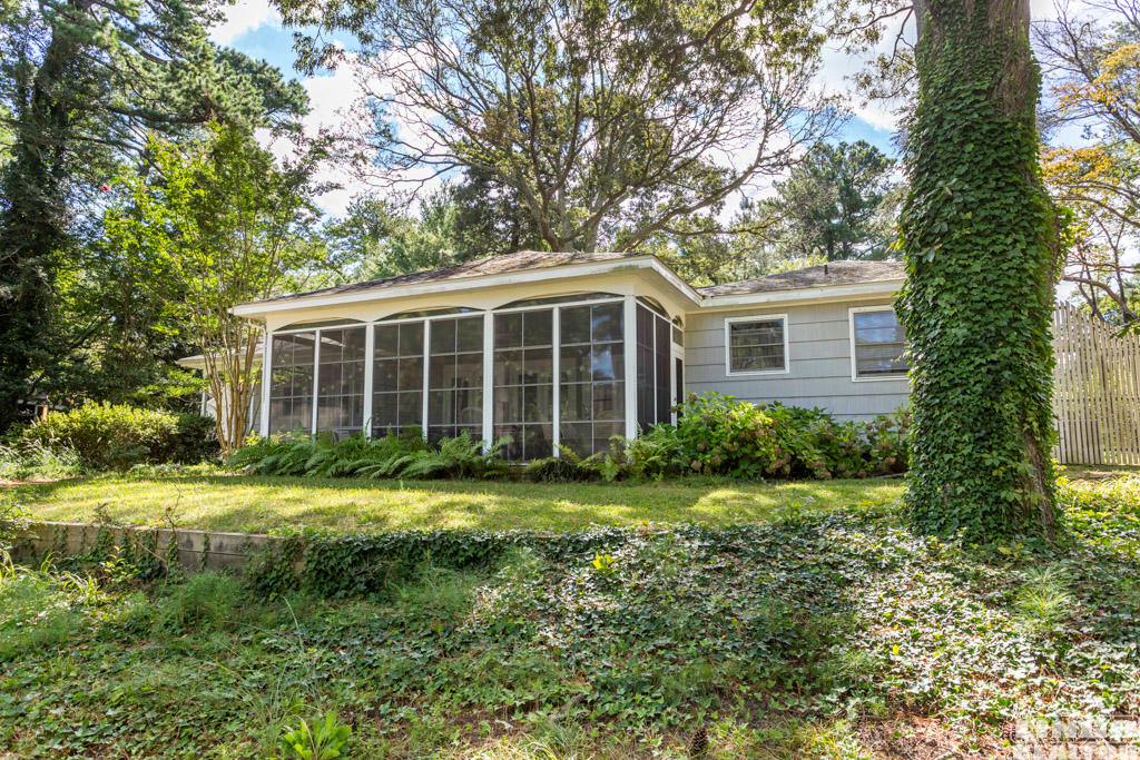 8M8A4508-HDR-5broadhall-web 5 BROAD HOLLOW Rental Property 8M8A4508-HDR-5broadhall-web 5 BROAD HOLLOW Rental Property